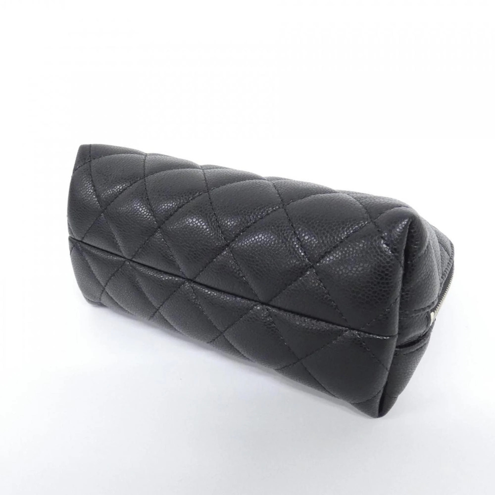 CHANEL Black Pouch - Picture 3 of 6